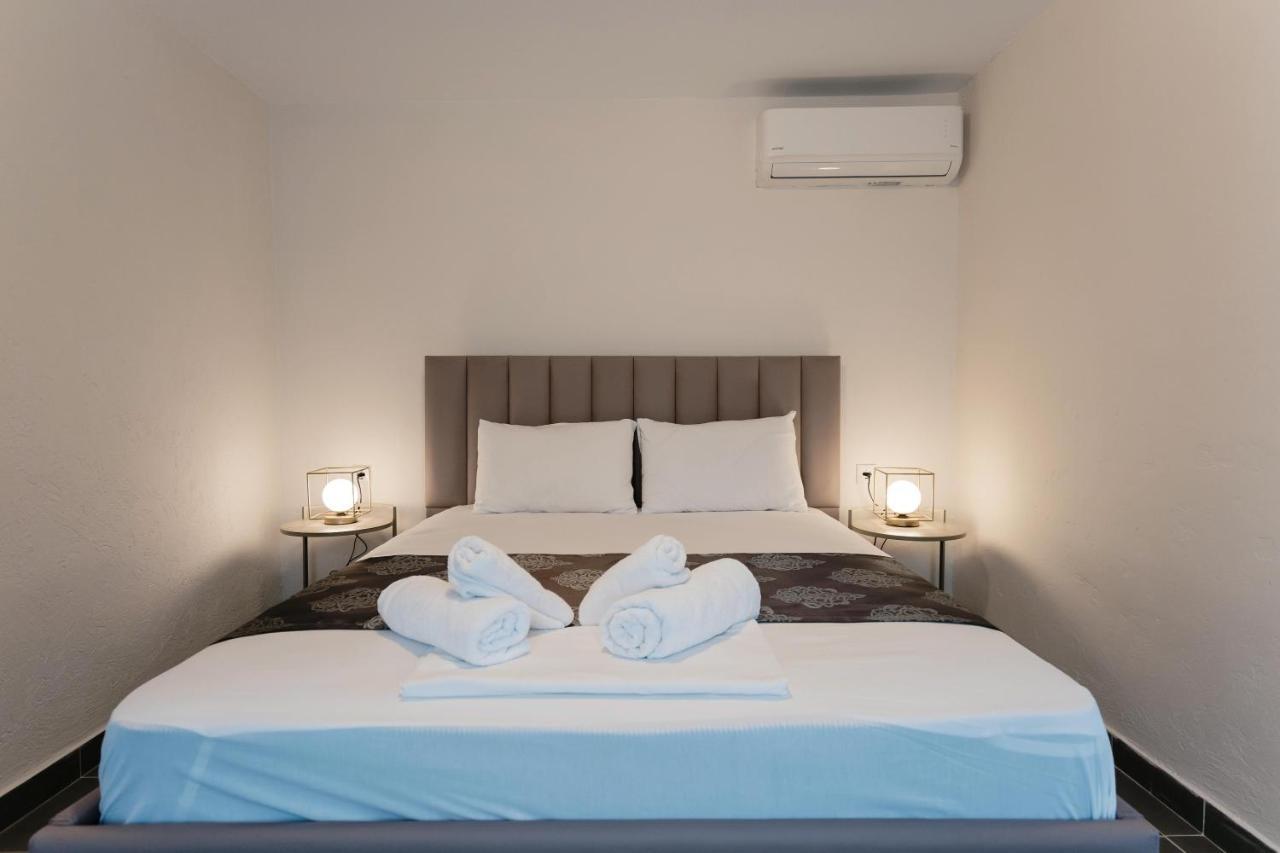 Our House 2 Luxury Suites 카발라 외부 사진