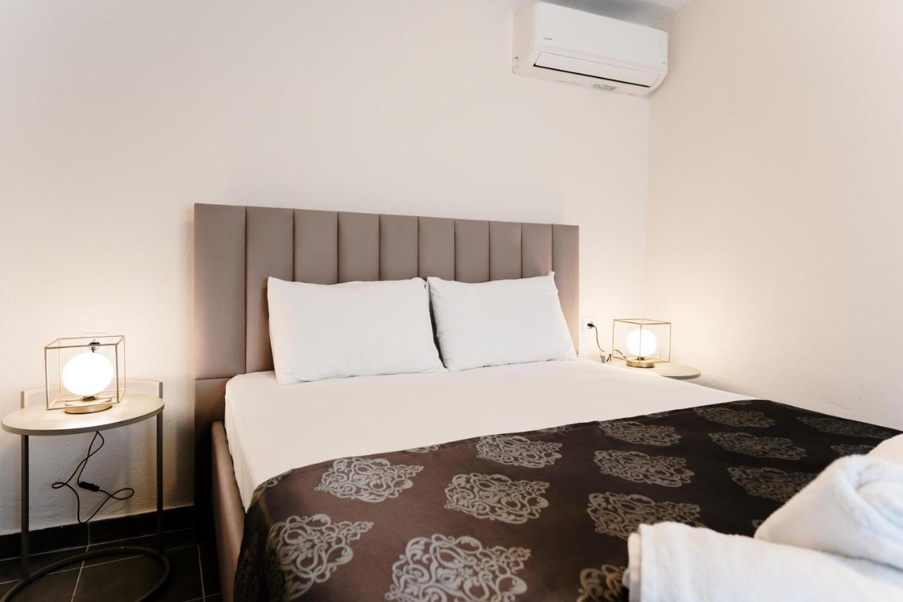 Our House 2 Luxury Suites 카발라 외부 사진