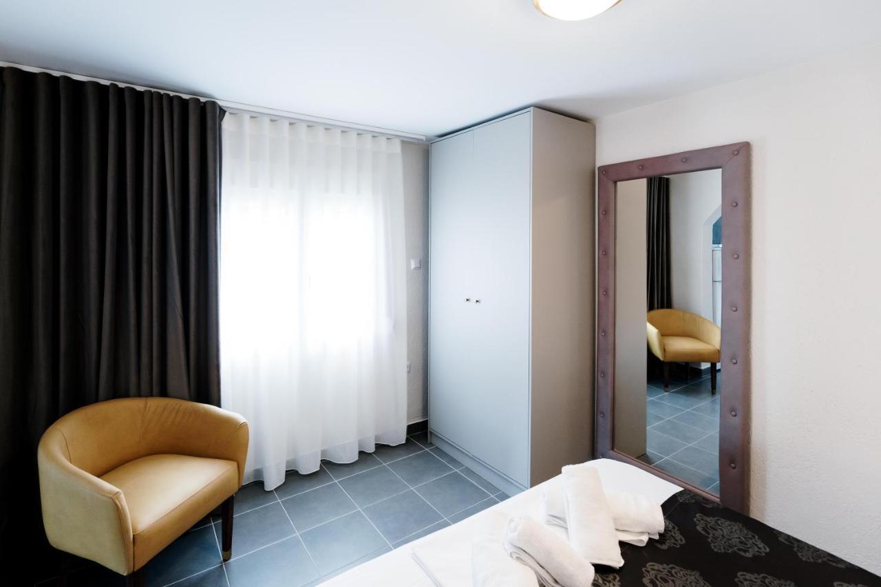 Our House 2 Luxury Suites 카발라 외부 사진